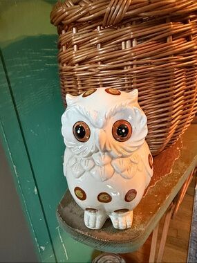 Vtg Arcdo White Ceramic Owl Figurine with Orange Accents Planter